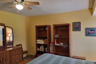 1013 Caravel Ct, Tarpon Springs, FL 34689 - Photo 19