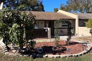 9834 87th St, Seminole, FL 33777 - Photo 15