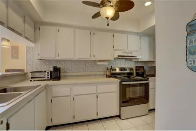 428 Windrush Bay Drive, Tarpon Springs, FL 34689 - Photo 17