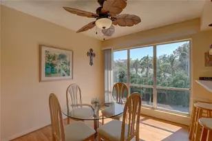 428 Windrush Bay Dr, Tarpon Springs, FL 34689 - Photo 11