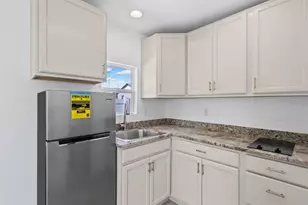 2107 W Cherry St, Tampa, FL 33607 - Photo 33