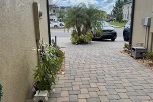 29955 Southwell Ln, Wesley Chapel, FL 33543 - Photo 5