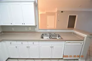 4323 Bayside Village Dr, Tampa, FL 33615 - Photo 15