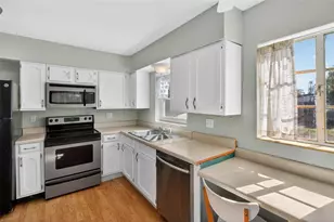 6372 4th Ave S, Saint Petersburg, FL 33707 - Photo 7