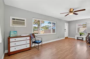 6372 4th Ave S, Saint Petersburg, FL 33707 - Photo 3