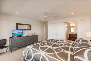 1200 E Peppertree Ln, Sarasota, FL 34242 - Photo 17