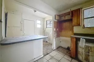 1227 W 3rd St, Jacksonville, FL 32209 - Photo 19