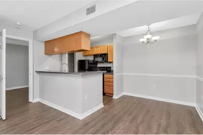 209 Lake Brook Circle #102, Brandon, FL 33511 - Photo 9