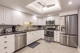 1200 E Peppertree Ln, Sarasota, FL 34242 - Photo 13