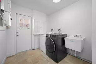 4372 46th Ave S, Saint Petersburg, FL 33711 - Photo 39