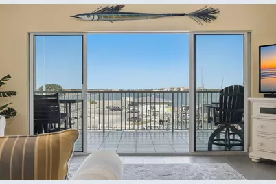 425 150th Avenue #2404, Madeira Beach, FL 33708 - Photo 7