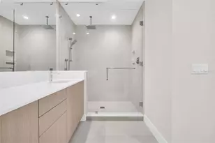 275 1st Ave S, Saint Petersburg, FL 33701 - Photo 37