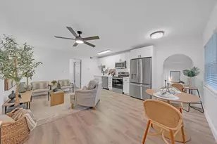 224 6th Ave N, Saint Petersburg, FL 33701 - Photo 9