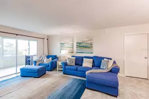 1200 E Peppertree Ln, Sarasota, FL 34242 - Photo 3