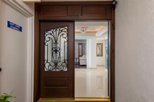 5700 Mariner St, Tampa, FL 33609 - Photo 3