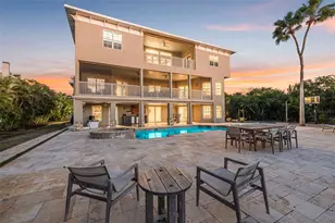 8880 Commodore Dr, Seminole, FL 33776 - Photo 61