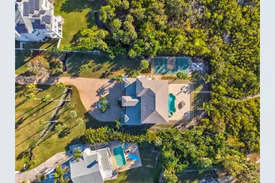 8880 Commodore Drive, Seminole, FL 33776 - Photo 57