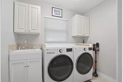 2316 S Shore Drive SE, Saint Petersburg, FL 33705 - Photo 33