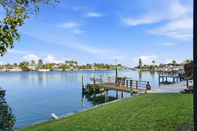 2316 S Shore Drive SE, Saint Petersburg, FL 33705 - Photo 45
