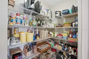 2316 S Shore Dr SE, Saint Petersburg, FL 33705 - Photo 21