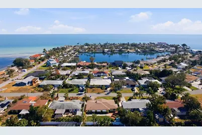 2316 S Shore Drive SE, Saint Petersburg, FL 33705 - Photo 49