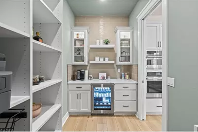 709 Estates Boulevard, Tarpon Springs, FL 34688 - Photo 17