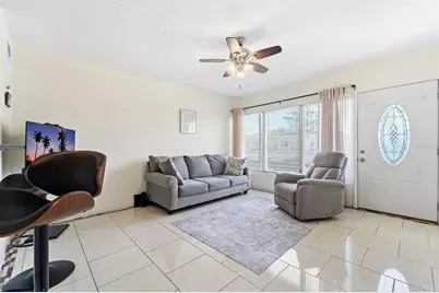 4144 56th Street N #810, Kenneth City, FL 33709 - Photo 5