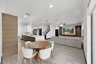 2202 Landside Dr, Valrico, FL 33594 - Photo 15