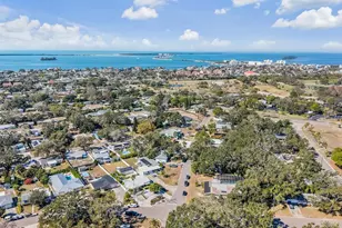 2020 Culberson Ave, Dunedin, FL 34698 - Photo 47