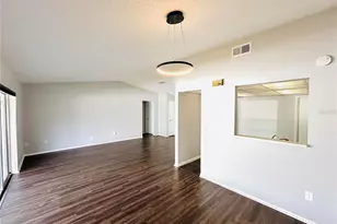 7516 S Sanibel Cir, Temple Terrace, FL 33637 - Photo 17