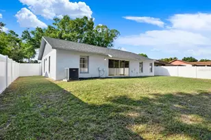 7516 S Sanibel Cir, Temple Terrace, FL 33637 - Photo 17