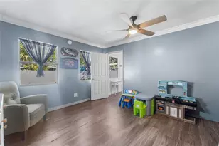 1221 36th Terrace N, Saint Petersburg, FL 33704 - Photo 15