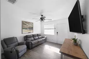 1221 36th Terrace N, Saint Petersburg, FL 33704 - Photo 3