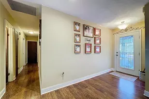 1303 E Trapnell Rd, Plant City, FL 33566 - Photo 7