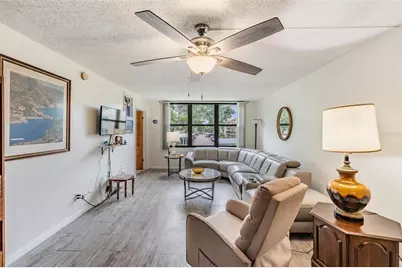 12300 Vonn Road #7205, Largo, FL 33774 - Photo 9