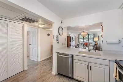 12300 Vonn Road #7205, Largo, FL 33774 - Photo 5