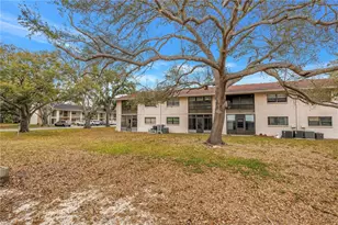 2255 62nd Ave N, Saint Petersburg, FL 33702 - Photo 19