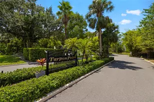 402 Tarpon Point, Tarpon Springs, FL 34689 - Photo 5