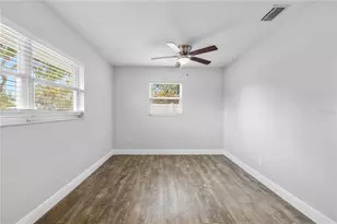 5698 38th Ave N, Saint Petersburg, FL 33710 - Photo 21