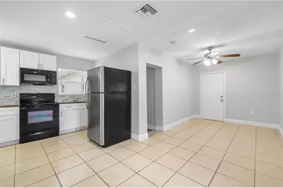5698 38th Avenue N, Saint Petersburg, FL 33710 - Photo 31