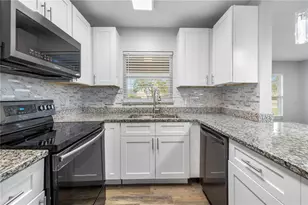 5698 38th Ave N, Saint Petersburg, FL 33710 - Photo 5