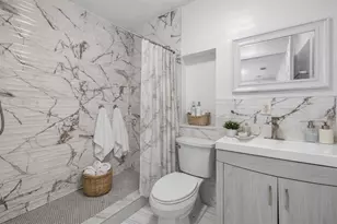 5698 38th Ave N, Saint Petersburg, FL 33710 - Photo 19