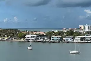 650 Island Way, Clearwater Beach, FL 33767 - Photo 5