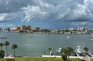 650 Island Way, Clearwater Beach, FL 33767 - Photo 29