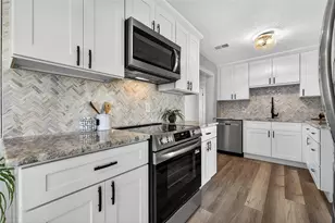 4803 32nd Ave N, Saint Petersburg, FL 33713 - Photo 9