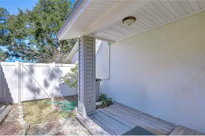 5008 Country Hills Drive, Tampa, FL 33624 - Photo 29