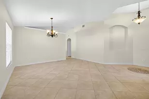 3517 Clover Blossom Cir, Land O Lakes, FL 34638 - Photo 7