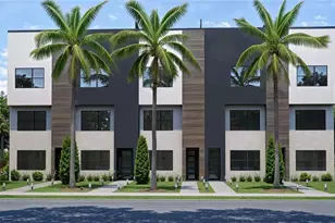 377 13th St N, Saint Petersburg, FL 33705 - Photo 1