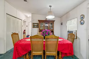 36801 Judee Dr, Zephyrhills, FL 33541 - Photo 9