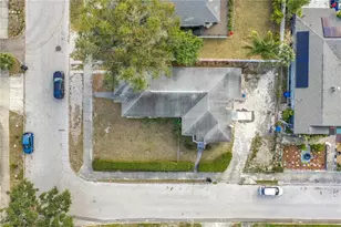 901 12th St S, Saint Petersburg, FL 33712 - Photo 33